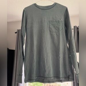 Goodfellow & Co Green Long Sleeve Tee